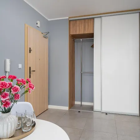 Vistula Boulevard Apartment With Free Parking Spot-2